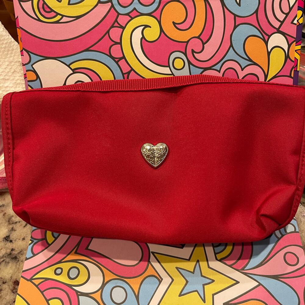 Avon Cosmetic Jewelry Fushia Zipper Travel Bag Opens 8.5" x 4"